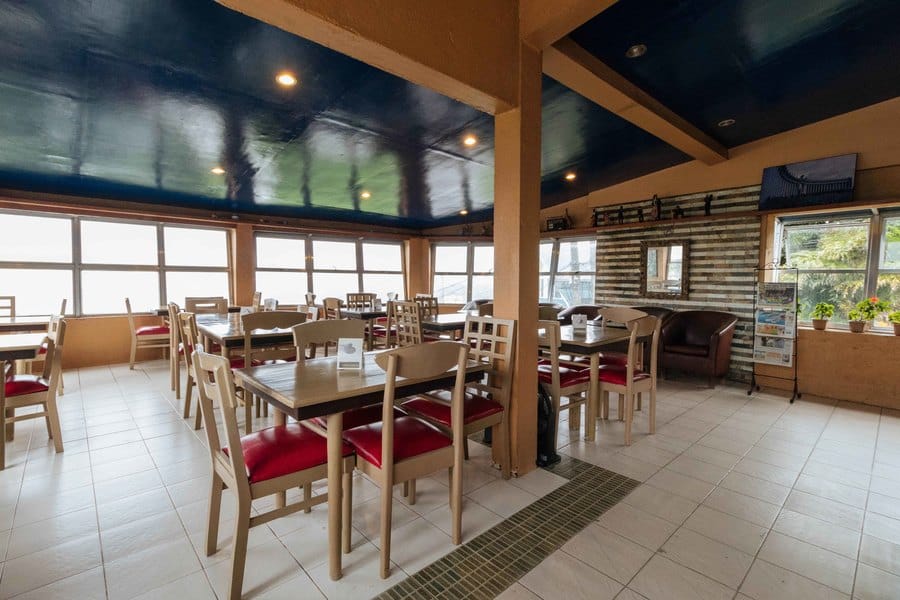 RedDoorz Plus @ The Ridge Tagaytay