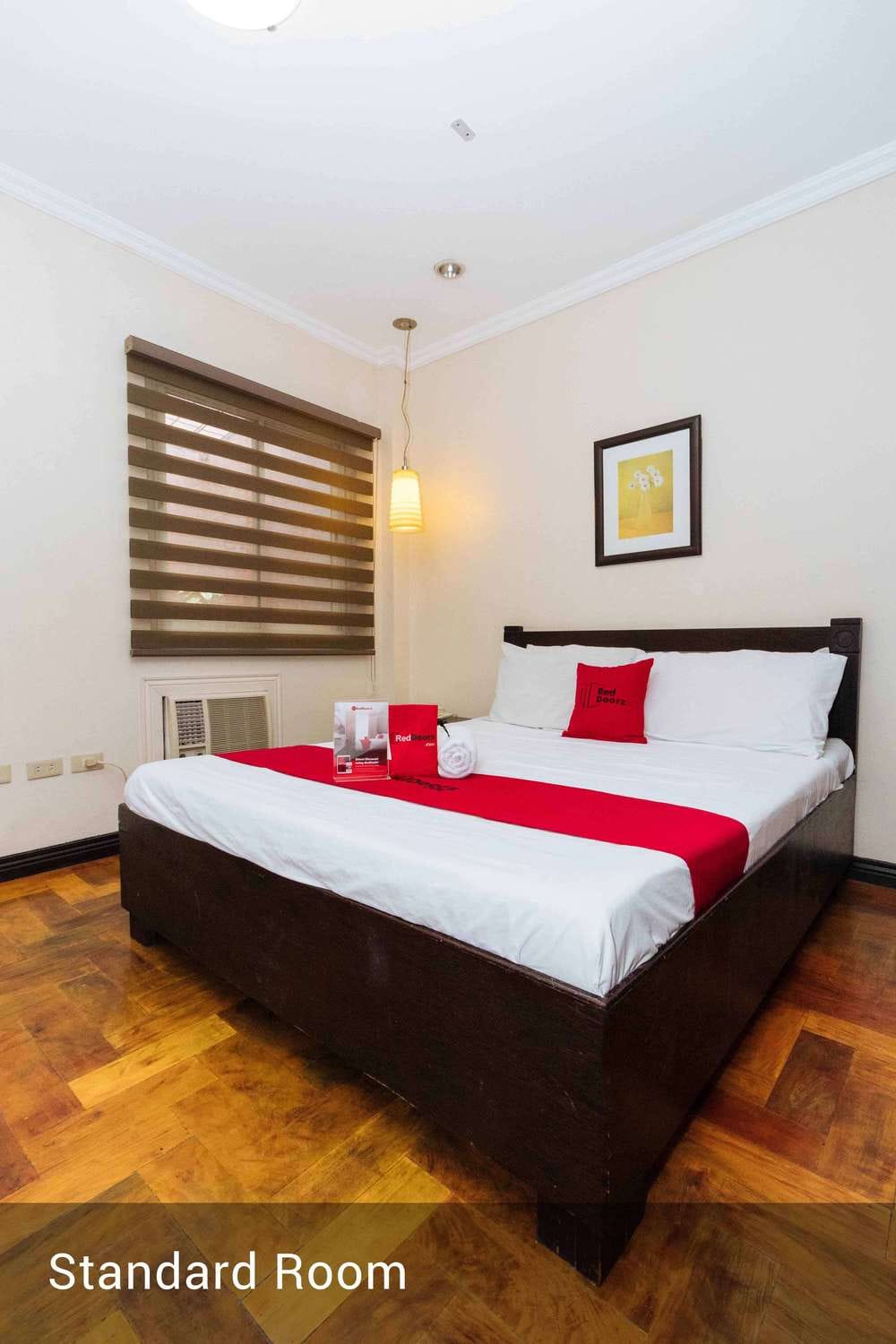 RedDoorz Room