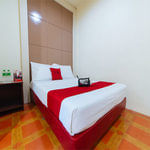 RedDoorz near Walking Street Angeles City