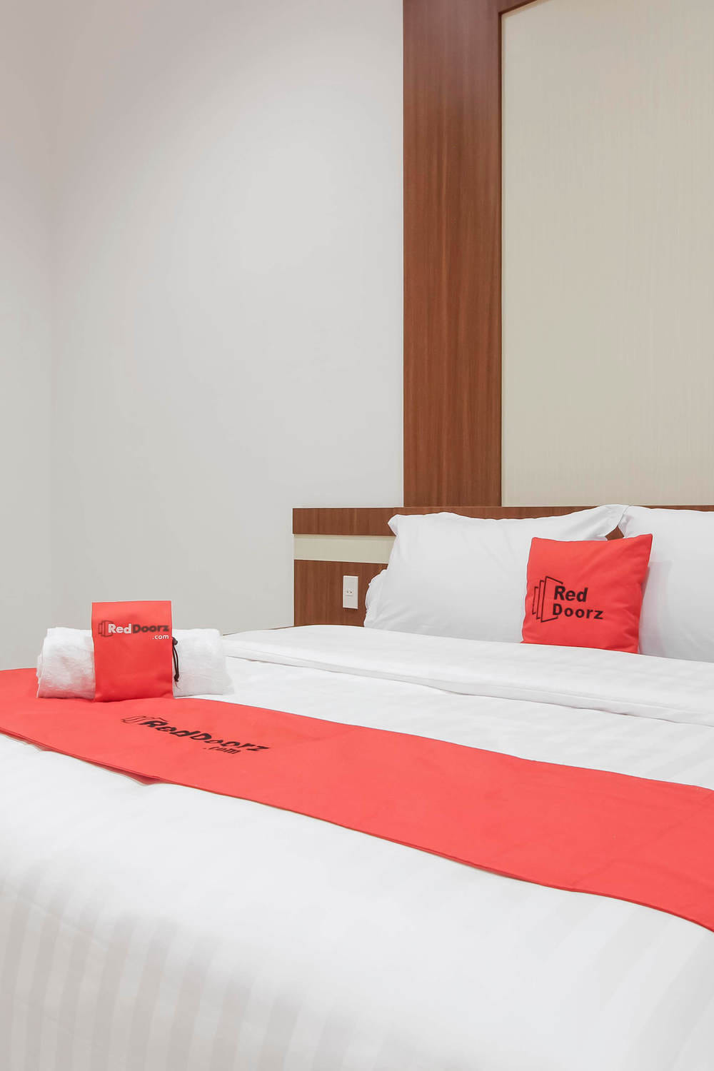 RedDoorz Room