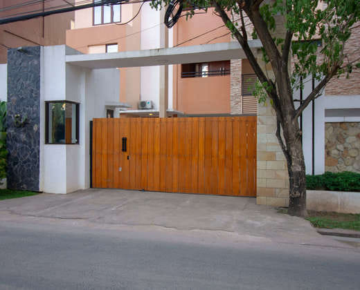 RedDoorz Plus @ CBD Bintaro